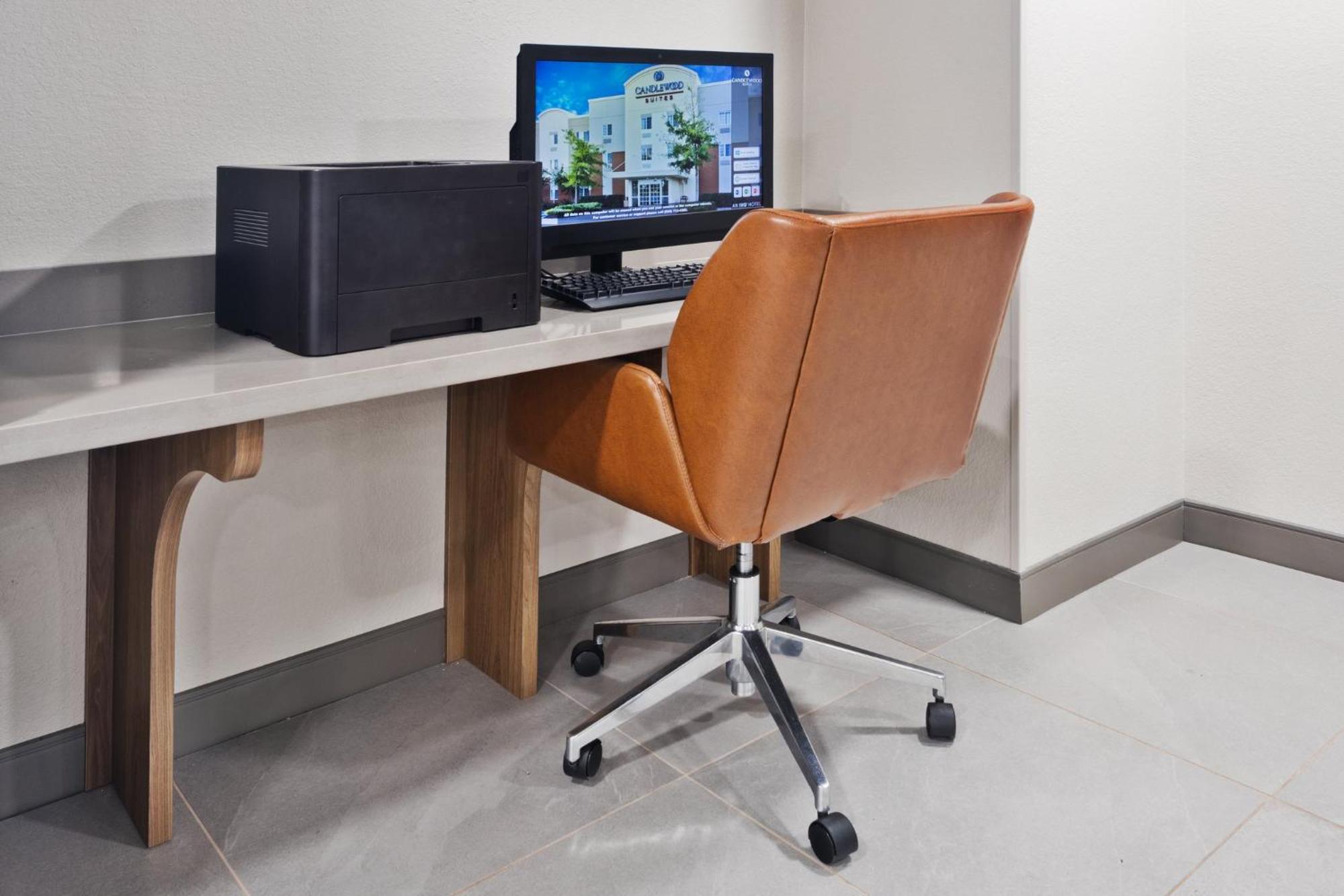 Candlewood Suites Eastchase Park By Ihg Montgomery Bagian luar foto