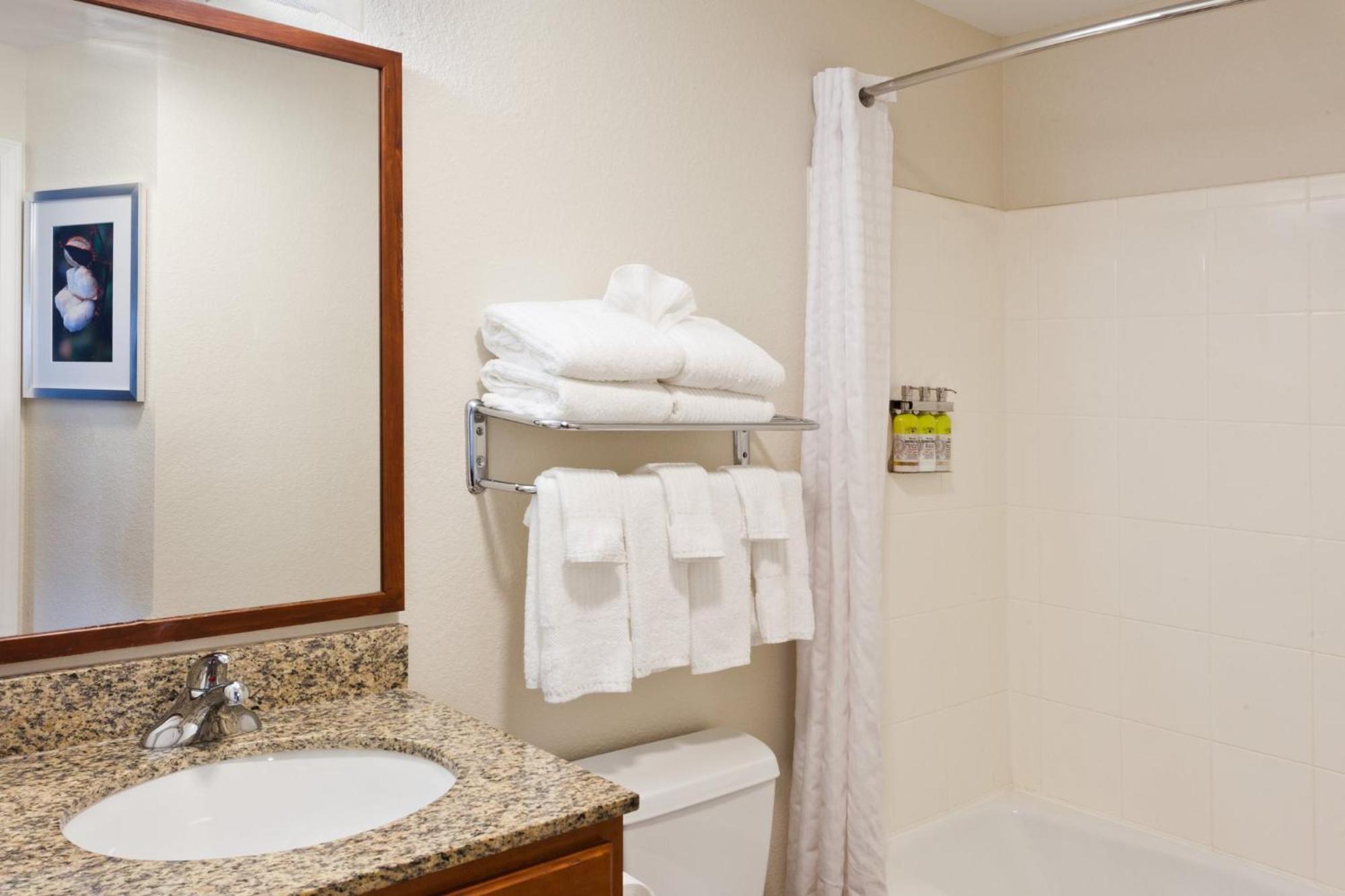 Candlewood Suites Eastchase Park By Ihg Montgomery Bagian luar foto