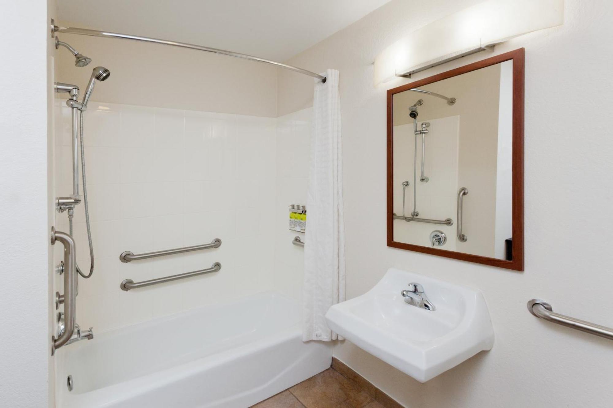 Candlewood Suites Eastchase Park By Ihg Montgomery Bagian luar foto