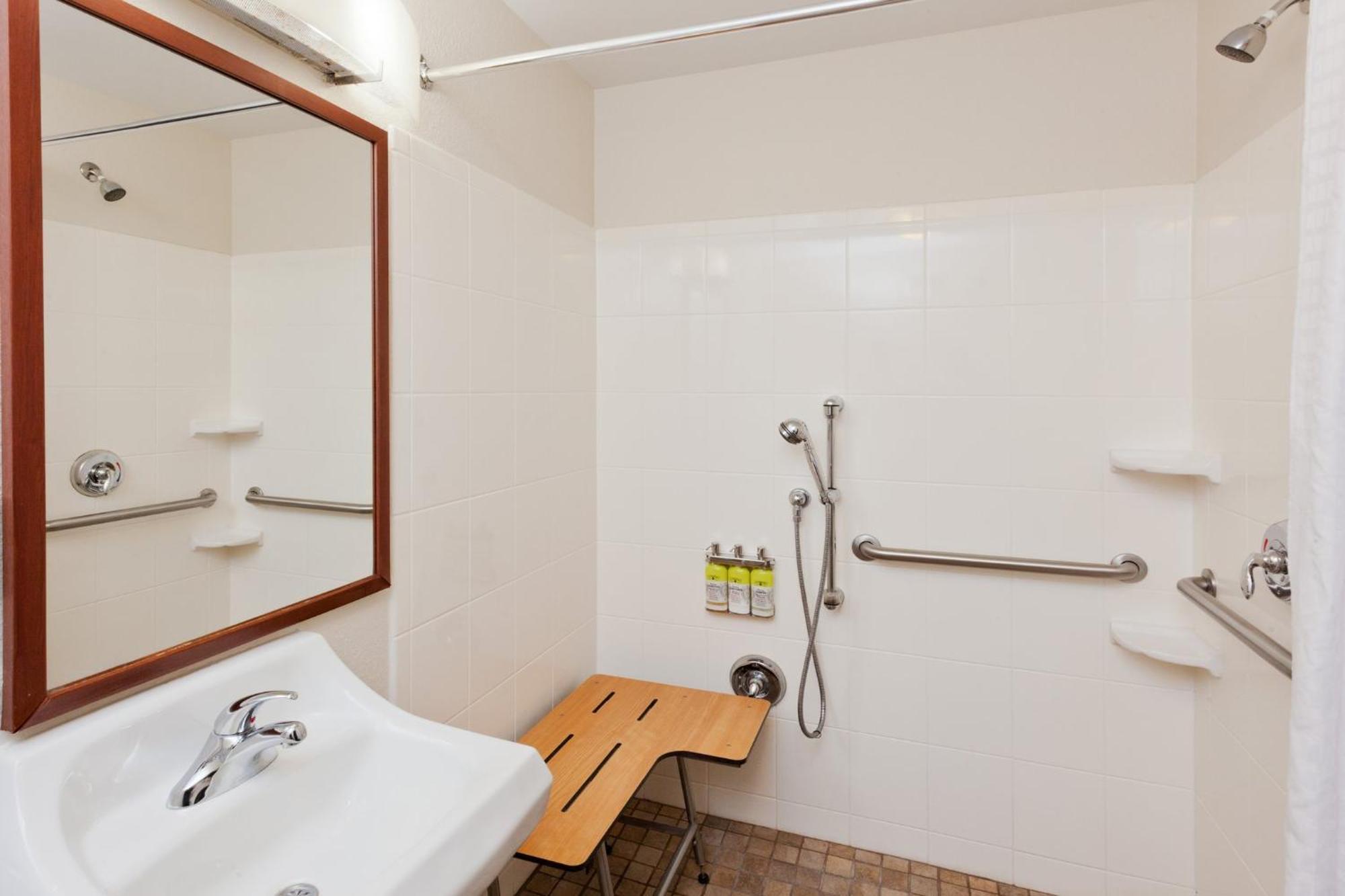 Candlewood Suites Eastchase Park By Ihg Montgomery Bagian luar foto